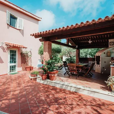 Oleandro Villa *
